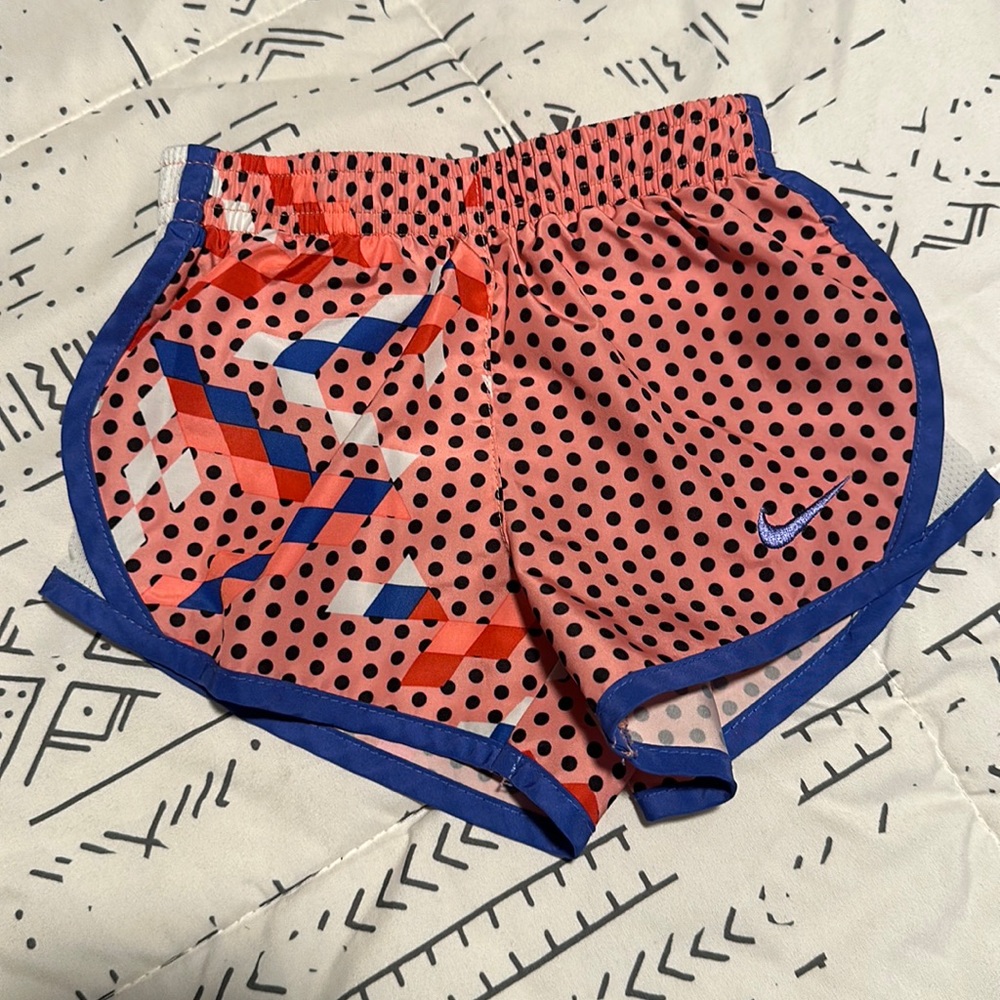 EUC NIKE Shorts, 2T